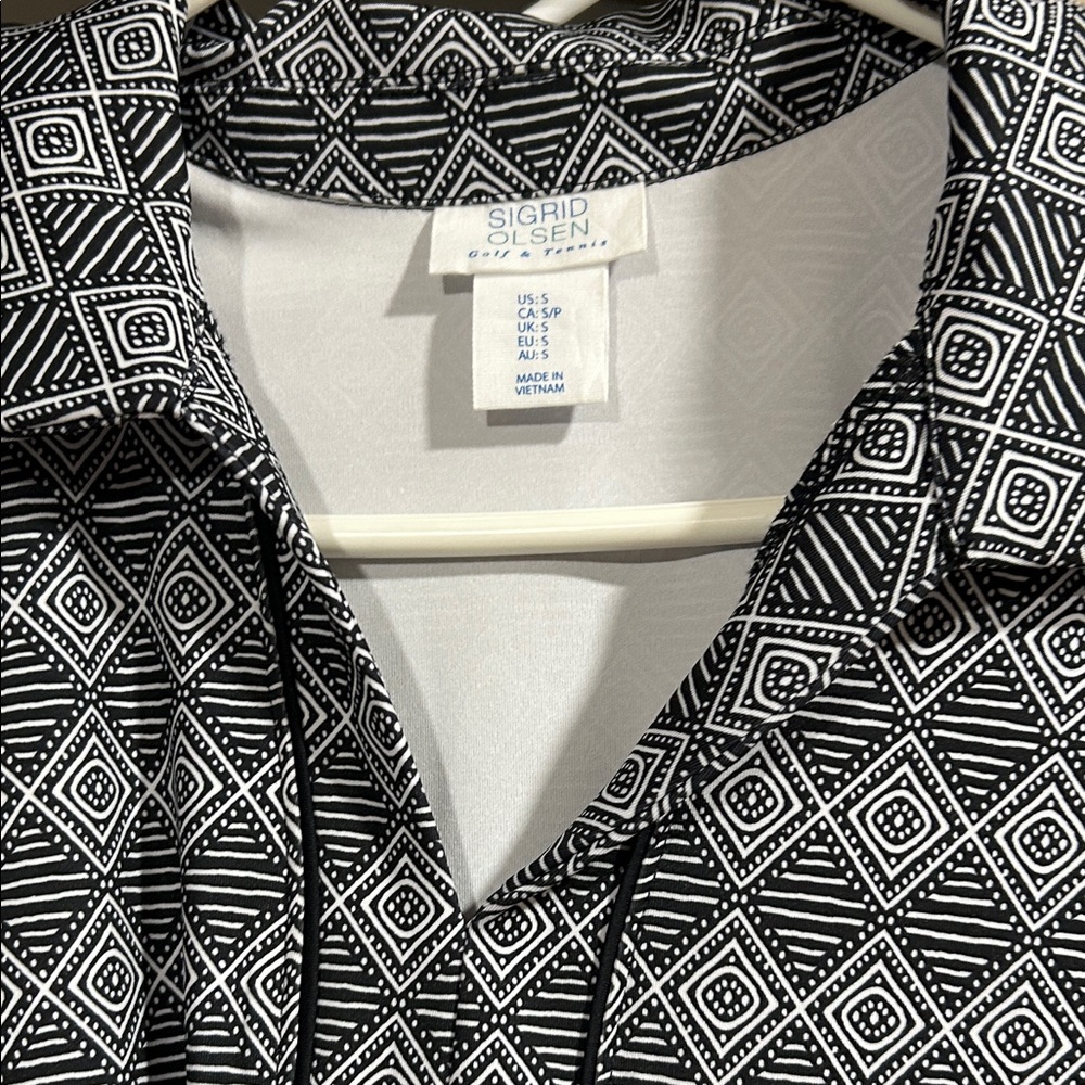 Sigrid Olsen Black and White Geometric fold and tennis dress